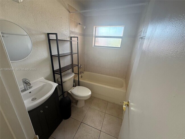 Building Photo - 6515 W 27th Ct