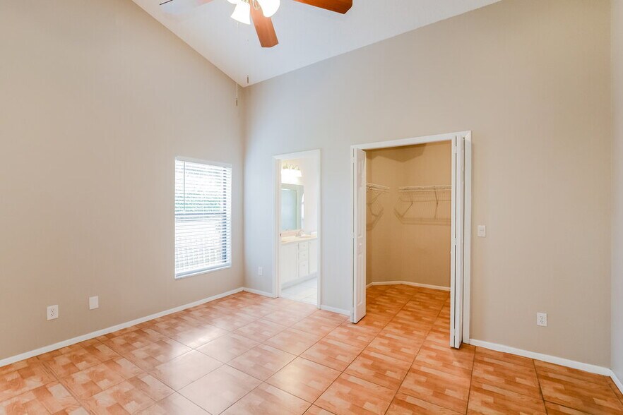 Building Photo - 2630 Cahill Way