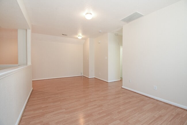 Building Photo - 7542 Autumn Sun Dr