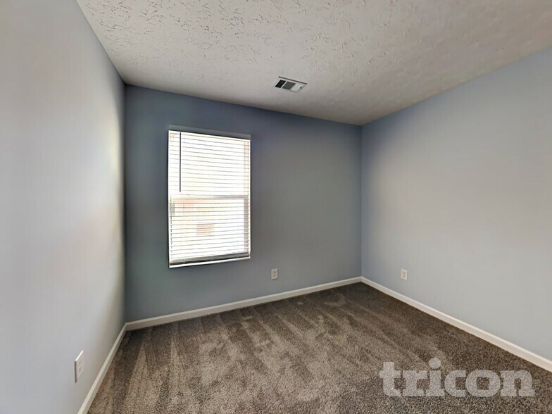 Building Photo - 135 Nacoochee Way