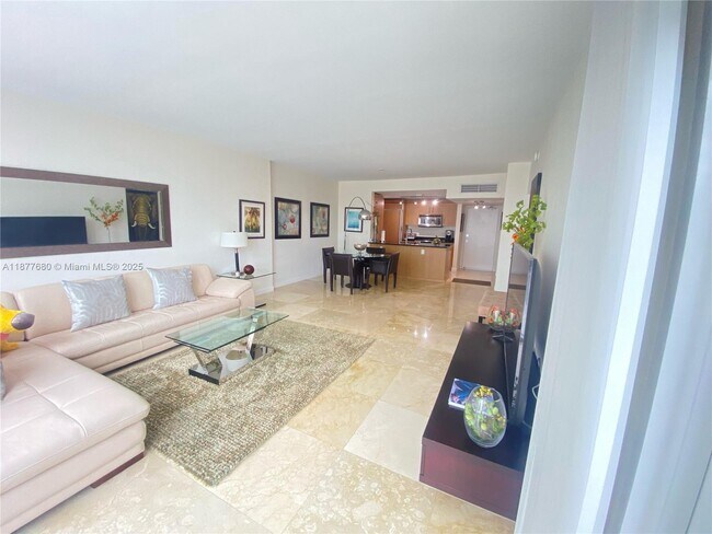 Building Photo - 10275 Collins Ave