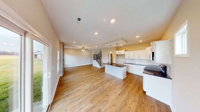 Building Photo - 2075 Ireland Wy