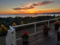 Building Photo - Furnished, Short-Term 4-6 mo. Camano Islan...