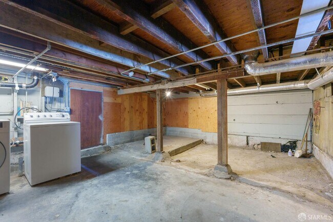 Building Photo - 1014 Tennessee St