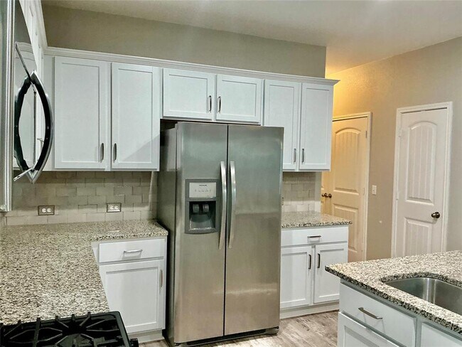 Building Photo - 305 Rusk Bluff Ave