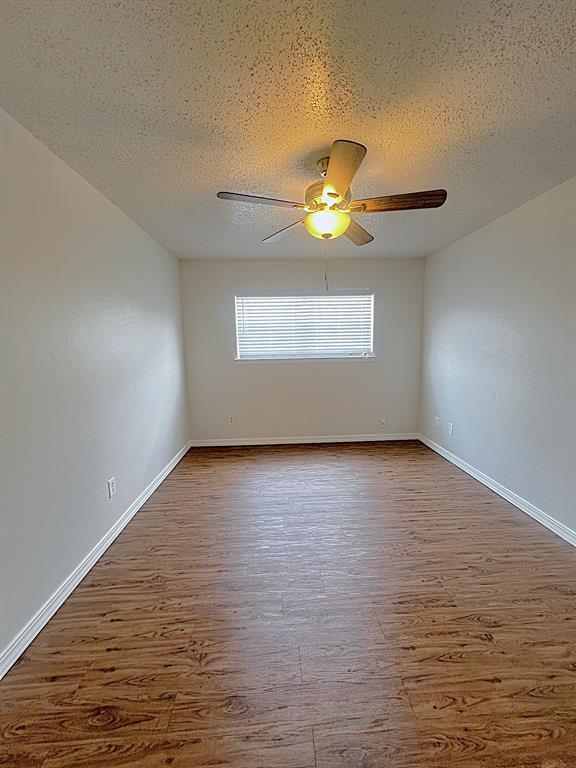 Building Photo - 2602 Penny Ln