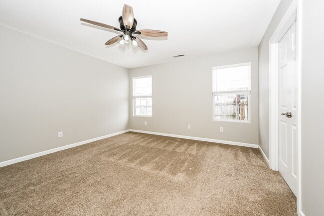 Building Photo - 4862 Beryl Dr