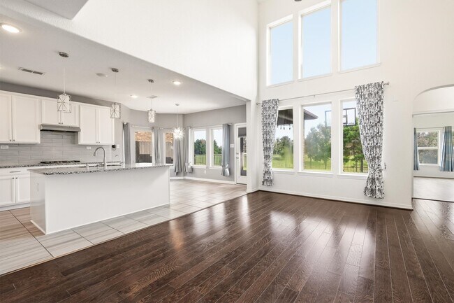 Building Photo - 28131 Scenic Shore Ln