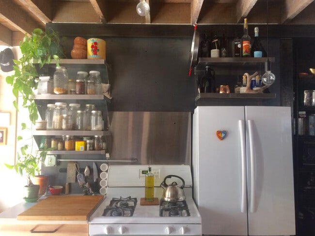 Building Photo - 2900 Champa St