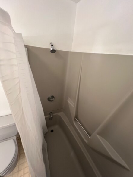 Building Photo - 491 S Main St