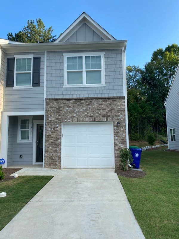 Front - 3171 Tarian Way