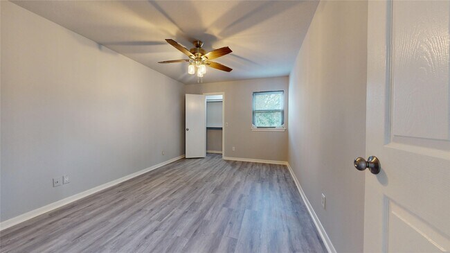 Building Photo - 14715 Woodward Gardens Dr