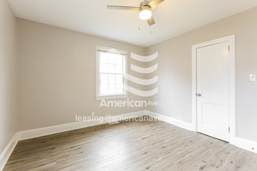 Building Photo - 565 Alamo St