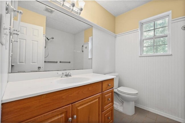Building Photo - 10390 Rillridge Ct