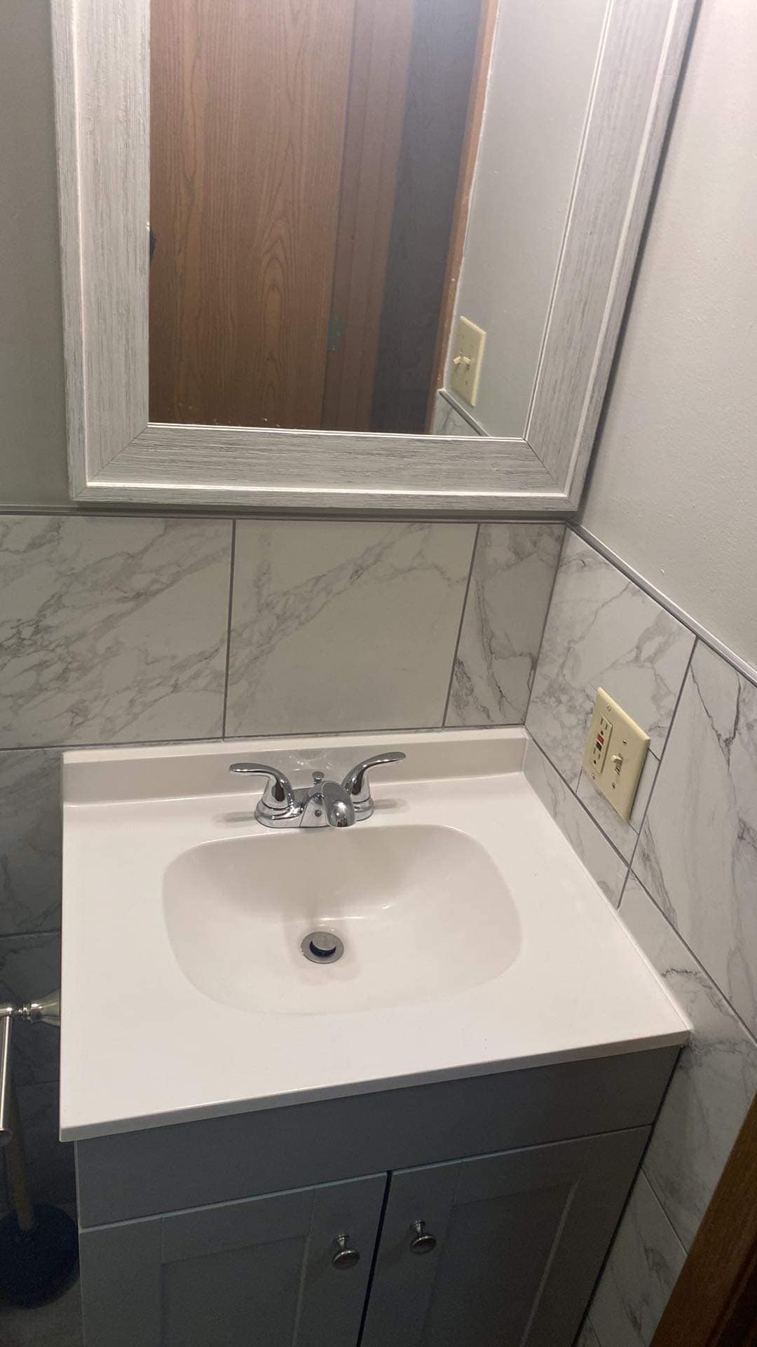 Bath - 726 Beechurst Ave