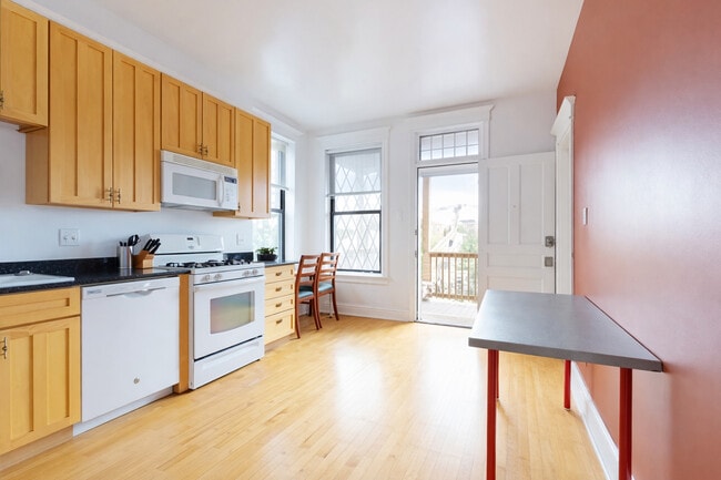 Building Photo - 1127 W Patterson Ave