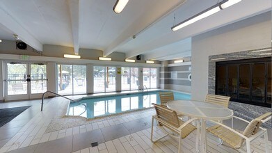Independence Green Apartments - Farmington Hills, MI ...