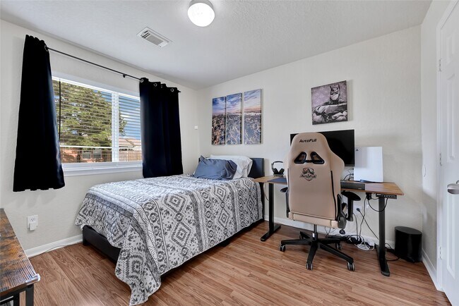 Building Photo - 3114 Rendezvous Ct
