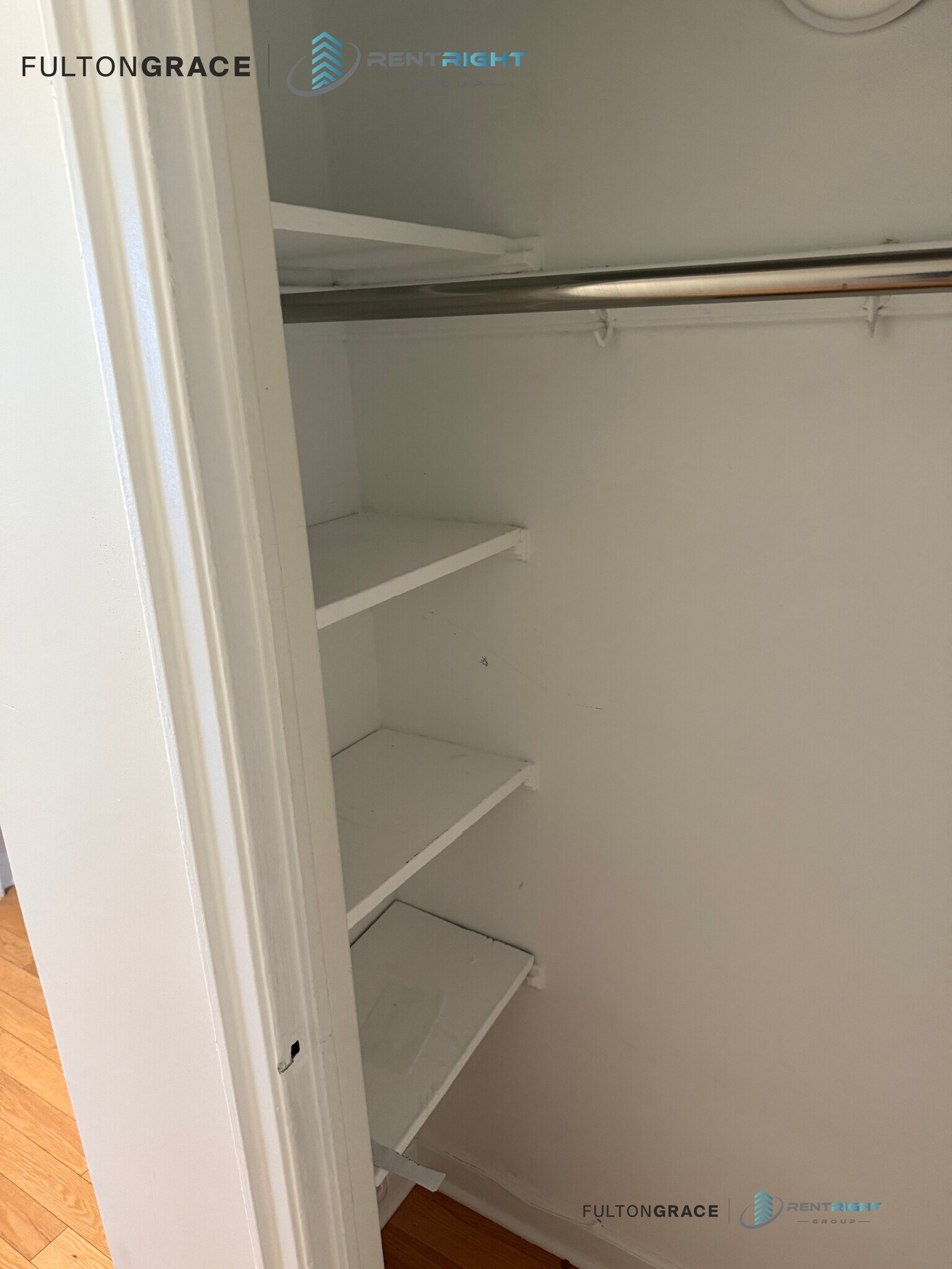 Building Photo - 534 W Stratford Pl