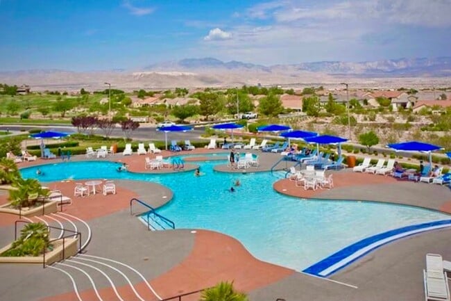 Building Photo - **WONDERFUL SINGLE STORY HOME IN 55+ "SUN CITY ANTHEM SOLERA!!"