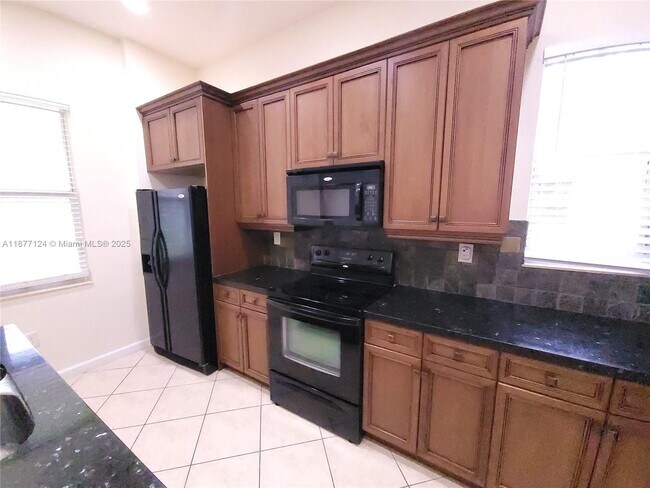 Building Photo - 6033 NW 118th Dr