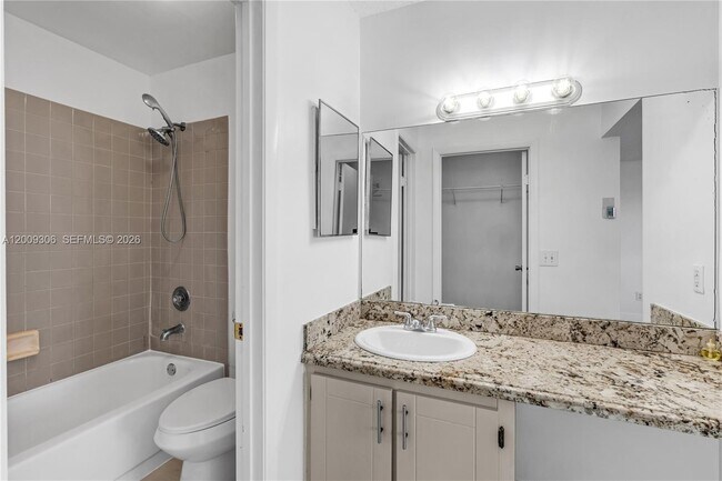 Building Photo - 1403 S Liberty Ave