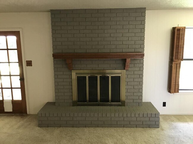 Building Photo - 185 Turkey Run