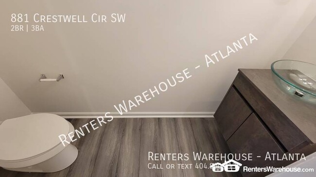 Building Photo - 881 Crestwell Cir