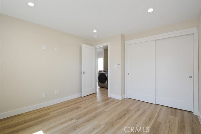 Building Photo - 10452 Casanes Ave