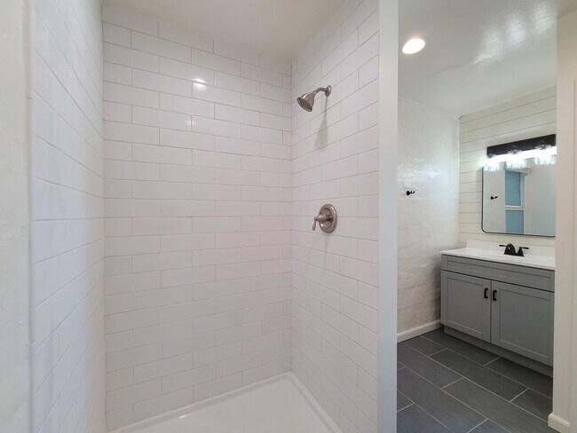 Building Photo - 31981 Yucaipa Blvd