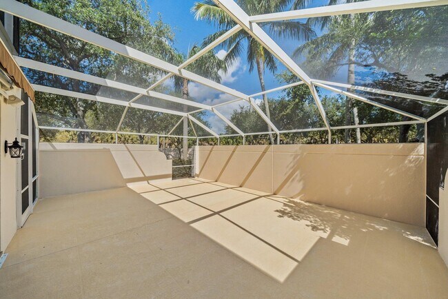 Building Photo - 2117 Tigris Dr