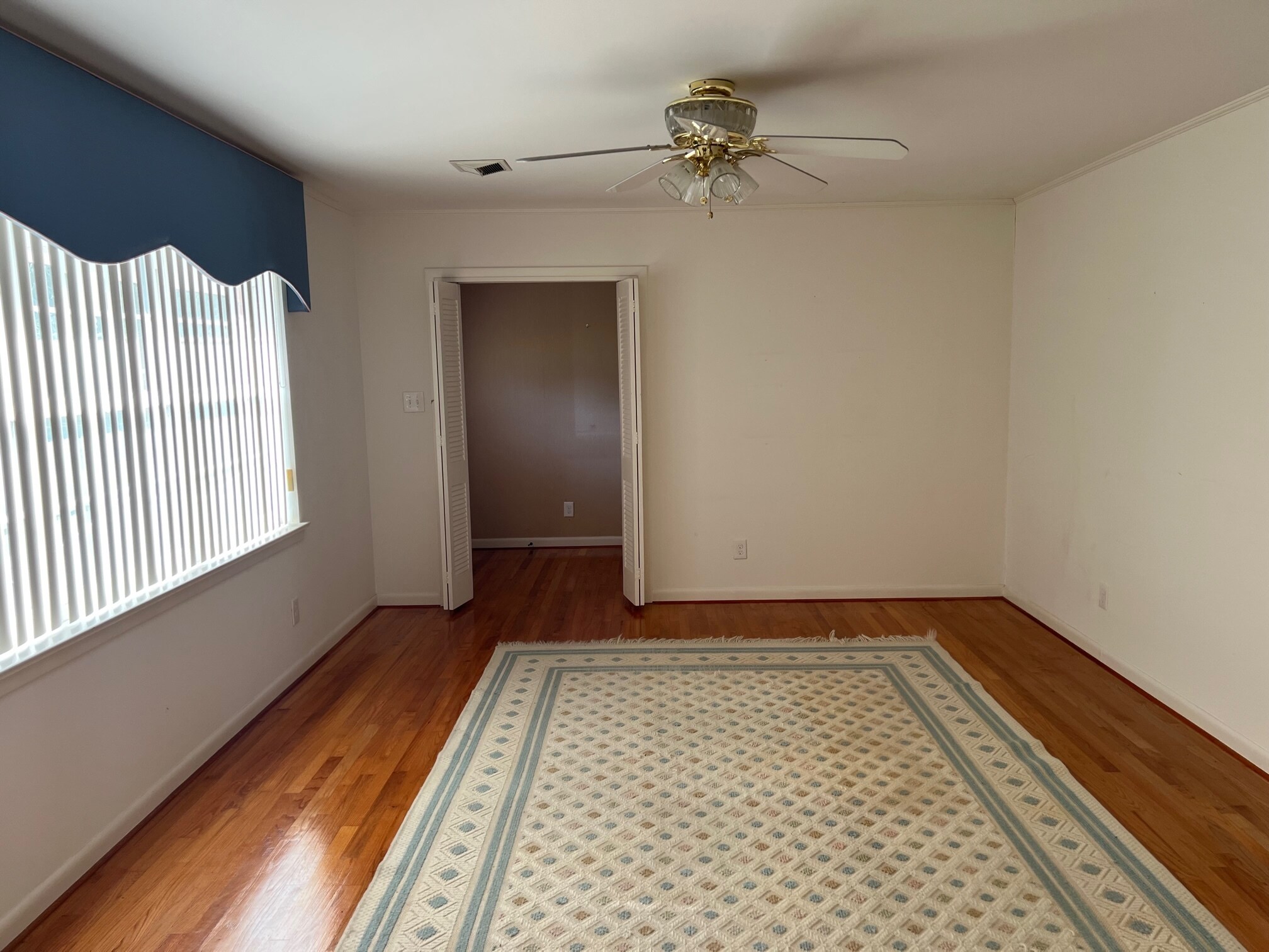Living Room - 1810 N 58th Ave