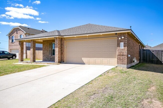 Primary Photo - 1009 Ranchero Rd