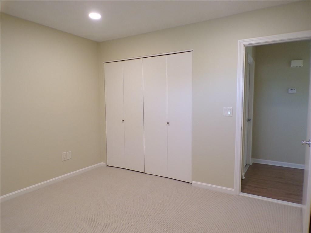 Building Photo - 144 Edaville Ct