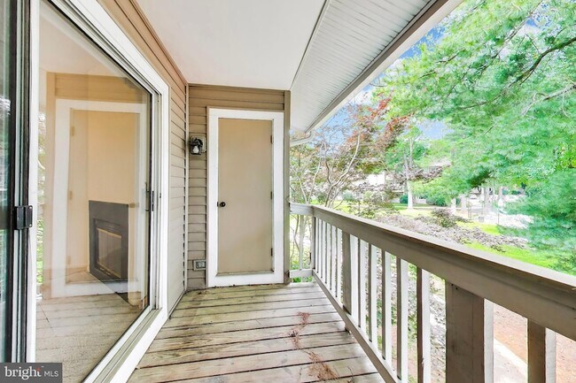 Building Photo - 13117 Wonderland Way