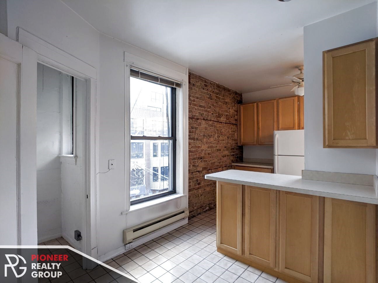 Building Photo - 1224 N Dearborn St