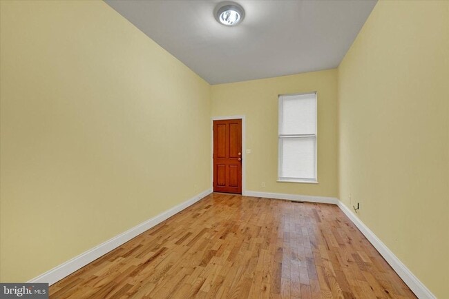 Building Photo - 221 E Lafayette Ave