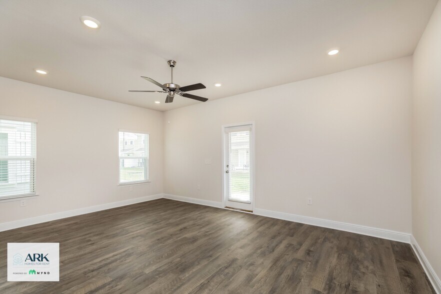 Building Photo - 1652 Caleigh Ct