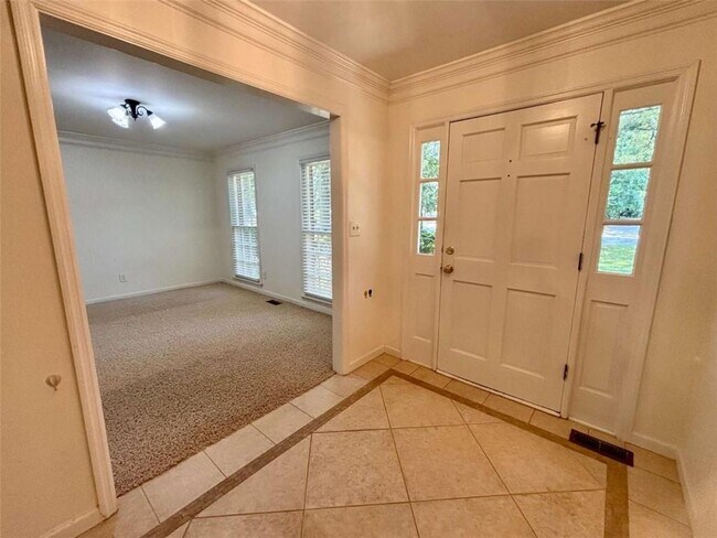 Building Photo - 4160 Creekwood Dr