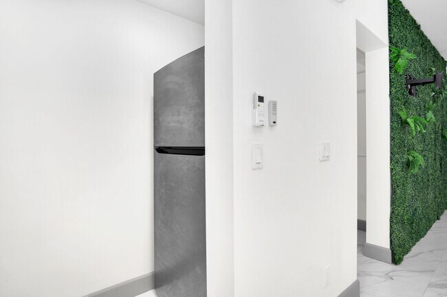 Building Photo - 27001 Calle Juanita