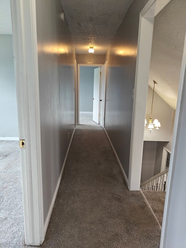 Building Photo - Corner Lot, Fenced yard, Large Master Suite