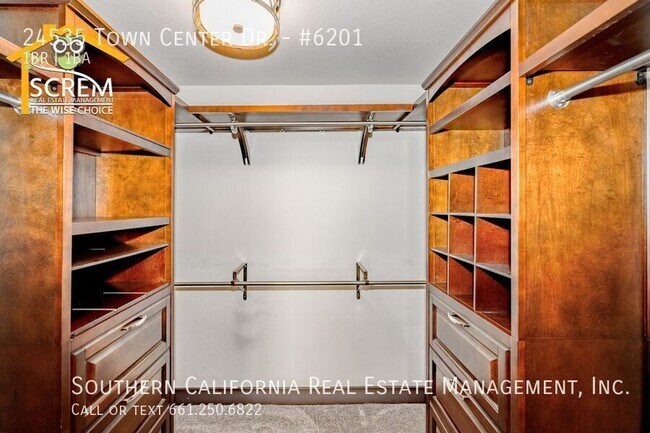 Building Photo - 24535 Town Center Dr
