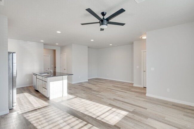 Building Photo - Location, Community, Quality Living...It all starts here!