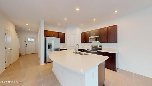 Building Photo - 358 Annies Pl