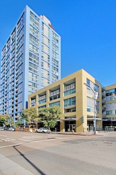 Building Photo - 321 10th