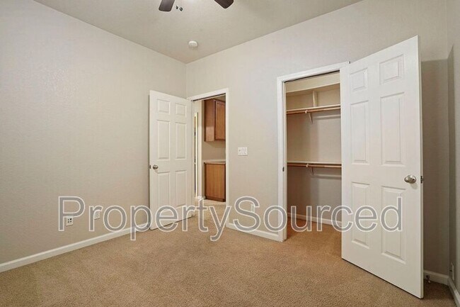 Building Photo - 1723 Bermuda Ln