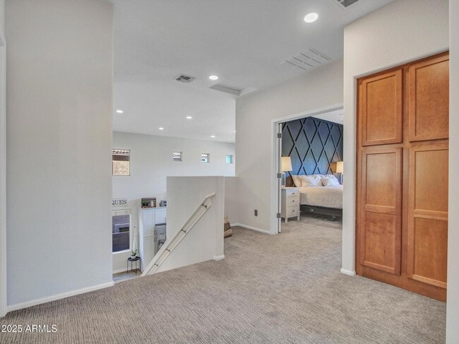 Building Photo - 4326 W Kenai Dr