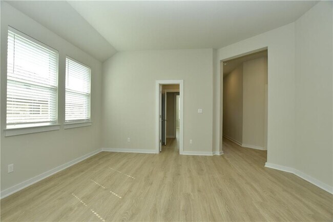 Building Photo - 145 High Plains Dr