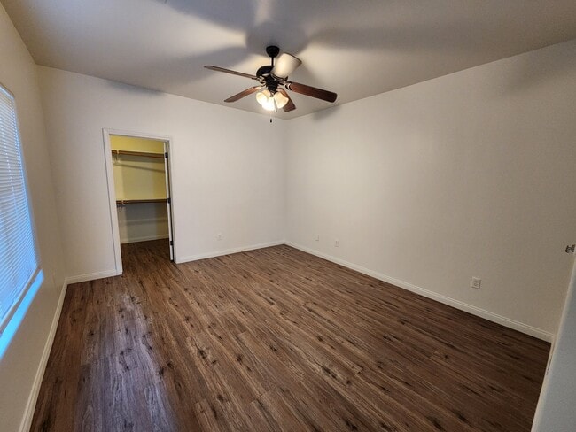 Building Photo - 307 Villa Elegante Dr
