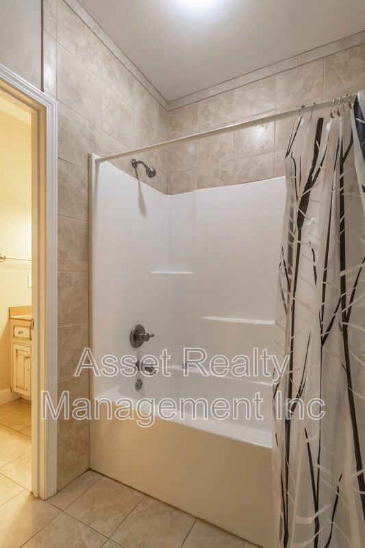 Building Photo - 306 White Cap Ln